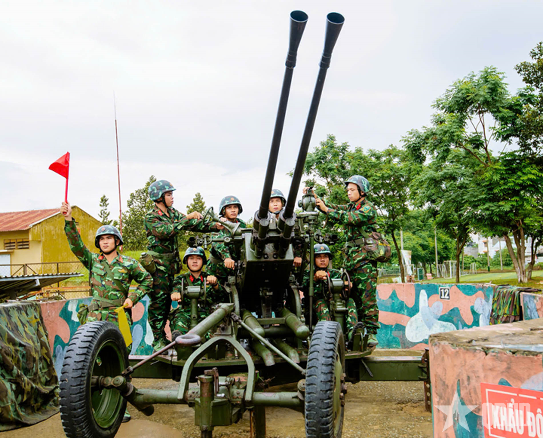 Tết của người chiến sĩ canh trời ở Lữ đoàn Phòng không 77